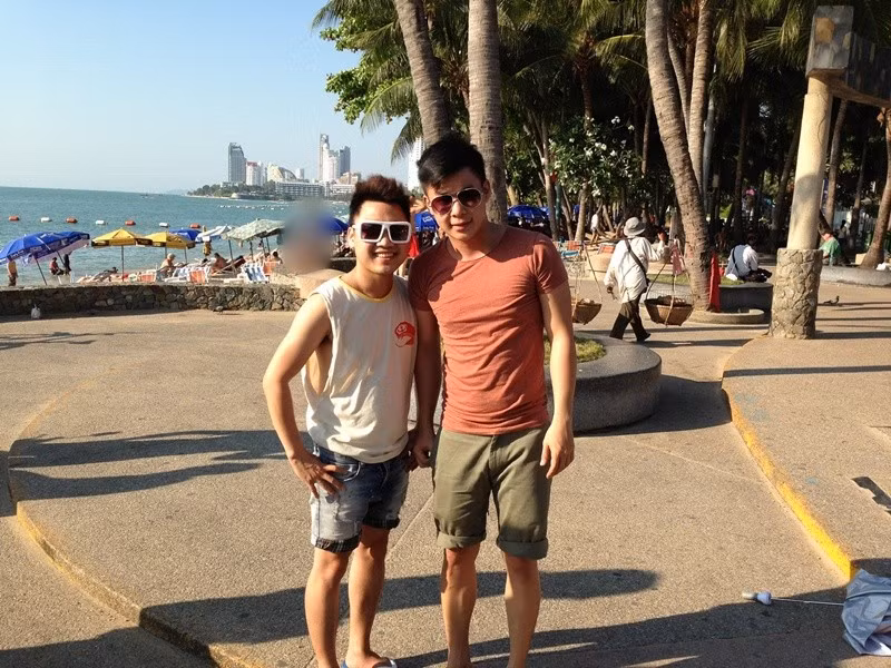 Don Nguyễn và Thanh Tú công khai chuyện tình cảm vào năm 2019 sau nhiều năm hẹn hò. Trước công chúng, cặp đôi không thể hiện tình cảm quá đà. Ảnh: FB Thanh Tú.