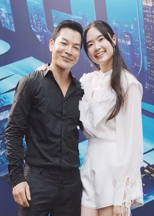 Nữ diễn viên sinh năm 2002 hiện tại ghi hình cho bộ phim Trên con đường mới của Trần Bảo Sơn. Ảnh: FB Juliet Bảo Ngọc.