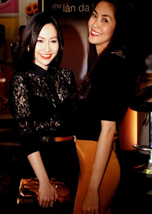 Theo Đời Sống Gia Đình, Kim Hiền từng chia sẻ: "Đi đâu về là Út nhỏ cũng mua quà cho tôi, sinh nhật tôi Út nhỏ cũng gửi quà mừng". Ảnh: Giáo Dục Việt Nam.