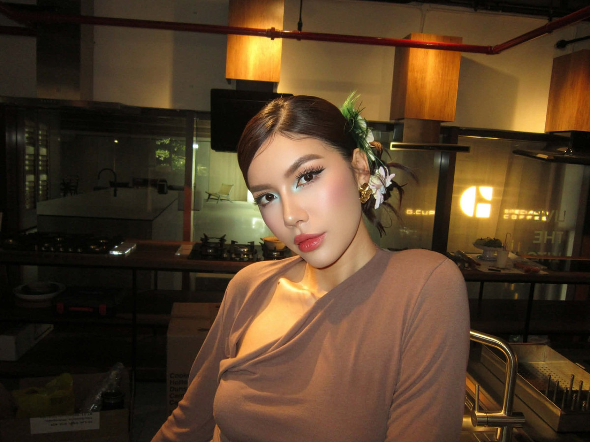 Minh Tú tiết lộ, một show đáng nhẽ quay từ năm 2024 nhưng đến giờ cô vẫn chưa tham gia.