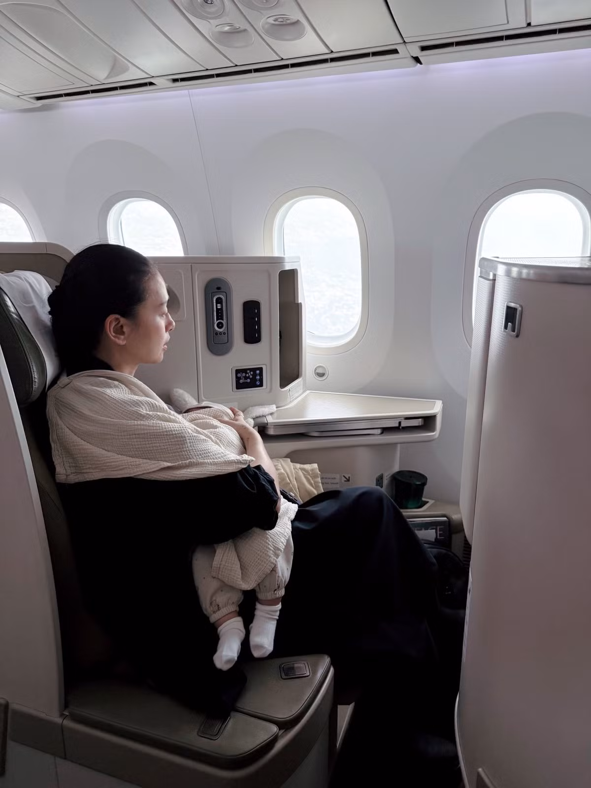 Ít ngày trước, Ngô Thanh Vân tâm sự rằng hành trình làm ba mẹ của bé Gạo chưa bao giờ là điều dễ dàng, nhưng lại là hành trình mà vợ chồng cô trân trọng nhất. Ảnh: FB Ngô Thanh Vân.