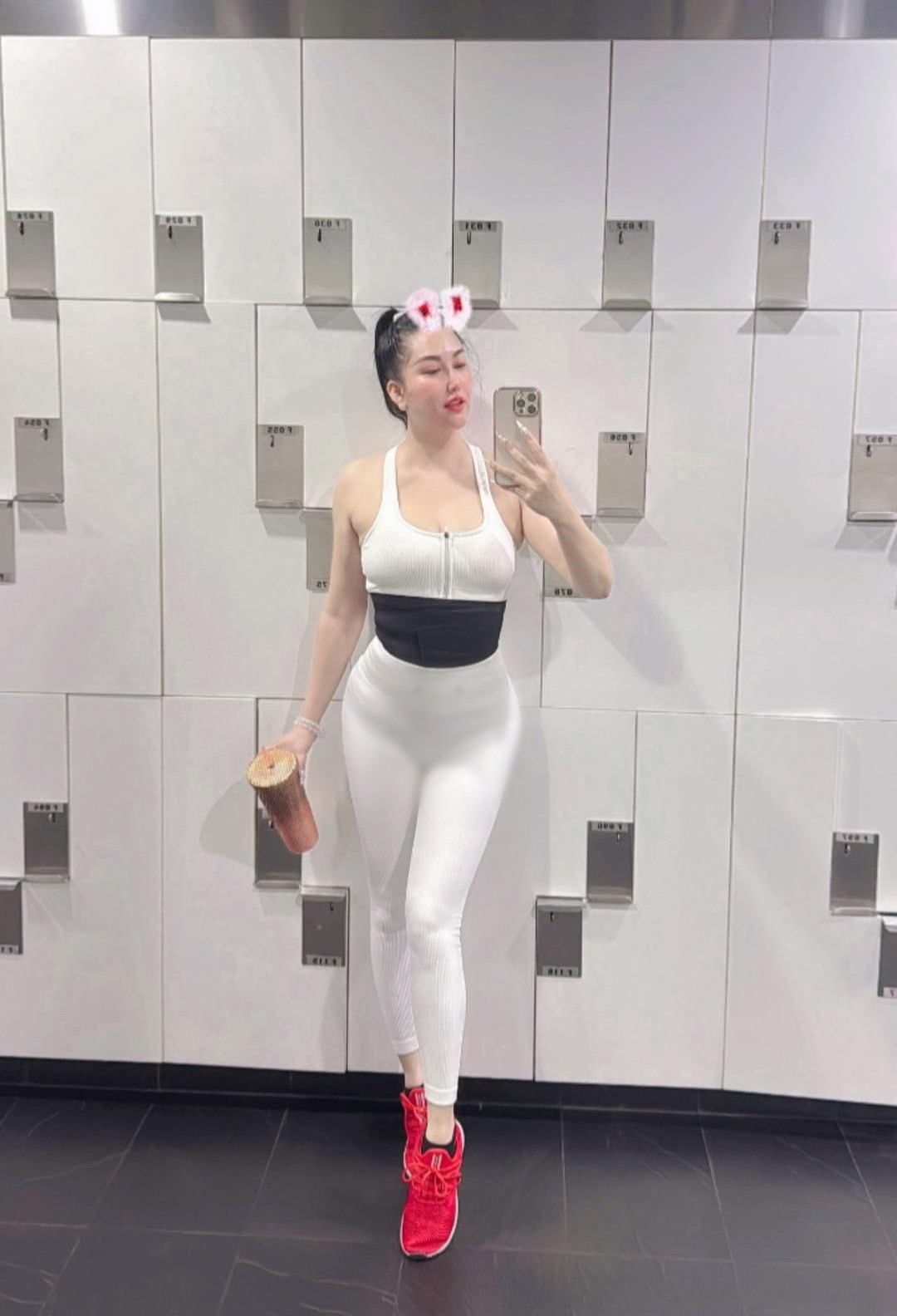 Ở tuổi 43, Phi Thanh Vân tập trung đầu tư sản xuất phim, các chương trình truyền hình. Ảnh: FB Phi Thanh Vân.