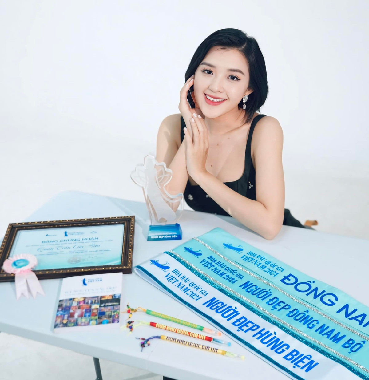 Ở Hoa hậu Quốc gia Việt Nam 2024, Quản Hân vào top 9 trong chung kết, đoạt các danh hiệu Người đẹp Đông Nam Bộ, Người đẹp hùng biện.