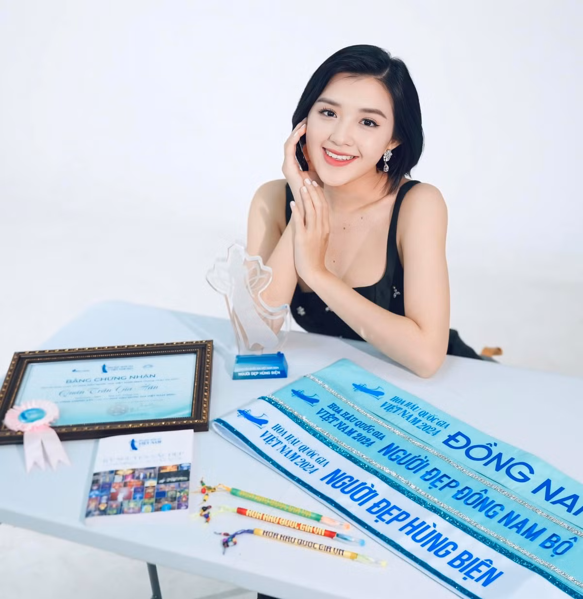 Ở Hoa hậu Quốc gia Việt Nam 2024, Quản Hân vào top 9 trong chung kết, đoạt các danh hiệu Người đẹp Đông Nam Bộ, Người đẹp hùng biện.