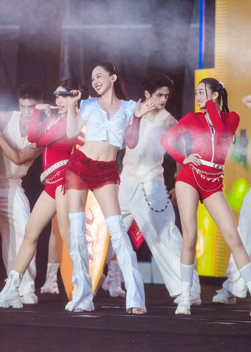 Tóc Tiên cho biết, cô đã có một buổi biểu diễn đáng nhớ. Ảnh: FB Tóc Tiên.