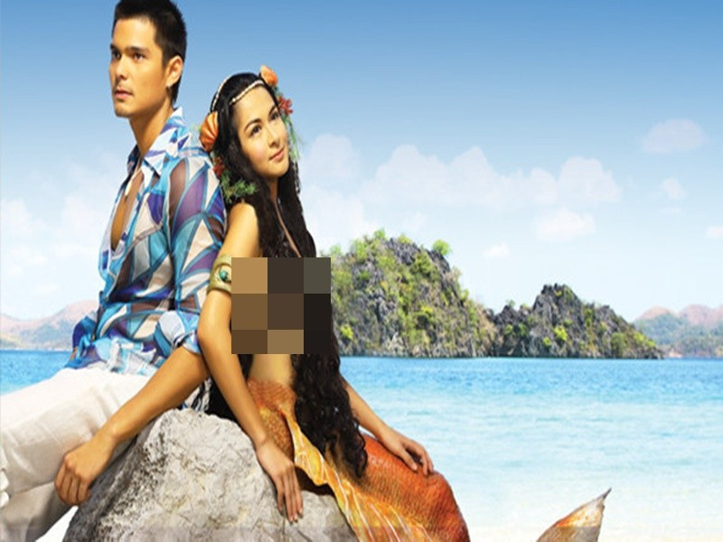 Marian Rivera gợi cảm, trẻ trung khi đóng phim Chuyện tình nàng tiên cá. Ảnh: HTV.