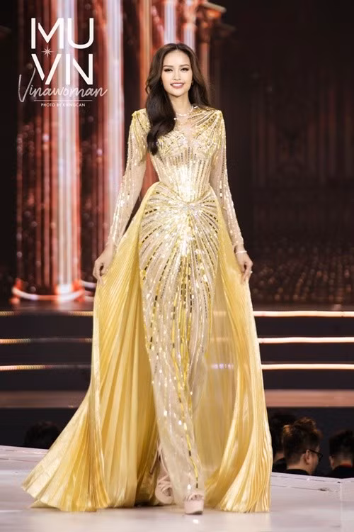 Ngọc Châu là quán quân cuộc thi Vietnam's Next Top Model 2016. Năm 2022, cô tham gia Hoa hậu Hoàn vũ Việt Nam. Ảnh: Hoa hậu Hoàn vũ Việt Nam.