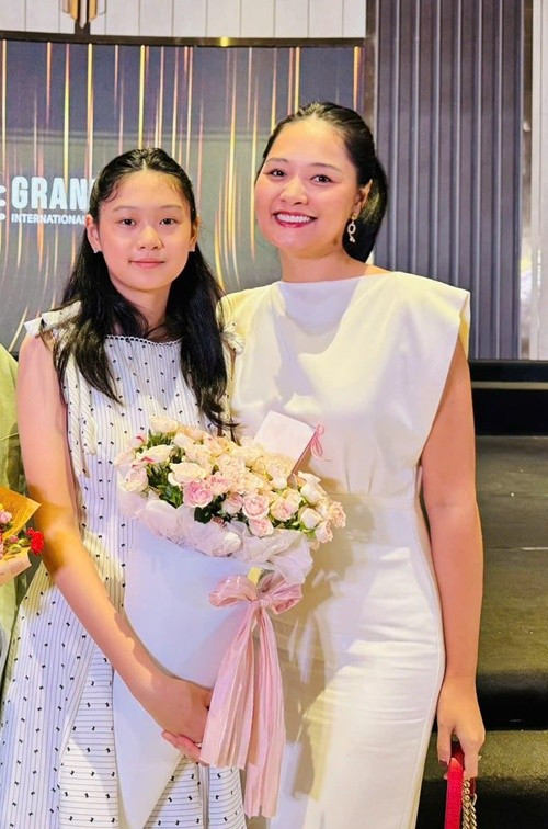 Hương Giang từng chia sẻ trên trang cá nhân, sau mỗi cuộc thi, Tiểu Panda biết cảm nhạc tốt hơn và bắt đầu tận hưởng cảm giác trên sân khấu.