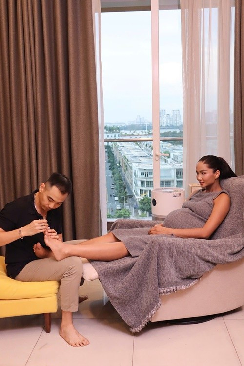 View - Cuộc sống của chồng H’hen Niê trước ồn ào | Báo Tri thức và Cuộc sống - TIN TỨC PHỔ BIẾN KIẾN THỨC 24H