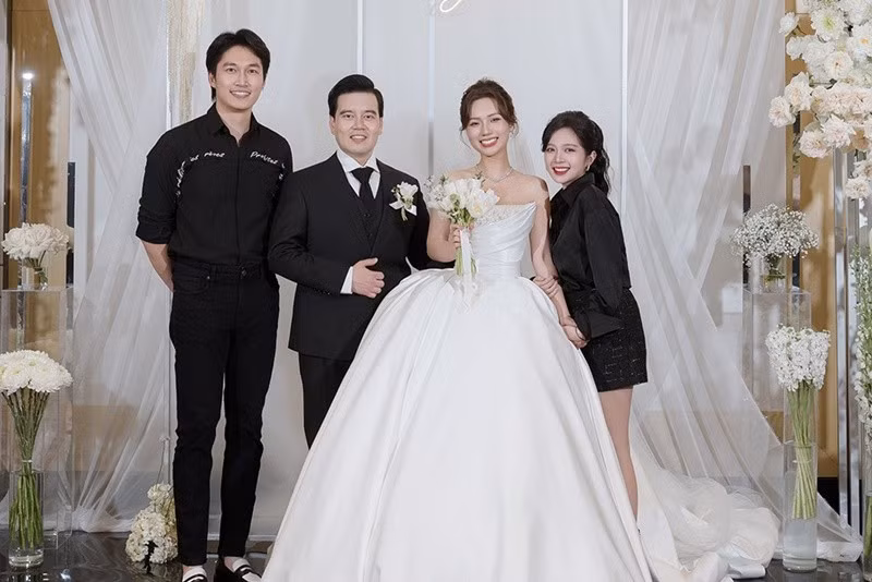 Đình Tú đóng nhiều phim: Hướng dương ngược nắng, Cả một đời ân oán, Thương ngày nắng về, Ghét thì yêu thôi. Ảnh: Yeah1.