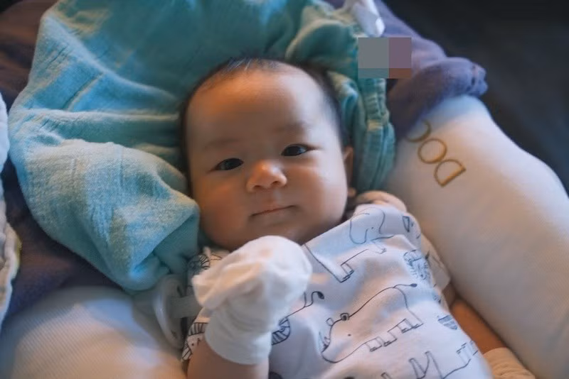 Trên trang cá nhân, vợ Lam Trường thường xuyên đăng tải hình ảnh quý tử. Ảnh: FB Yến Phương.