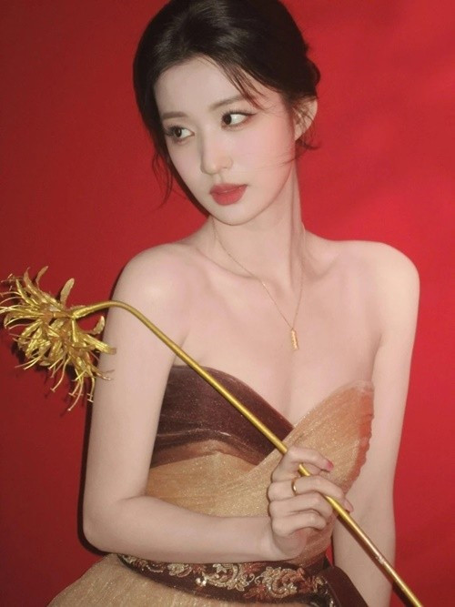 Cô từng đóng Tướng quân ở trên, ta ở dưới, Thanh Bình Nhạc, Yến Vân Đài, Thượng Thực, Nghe nói em thích tôi. Ảnh: Znews.