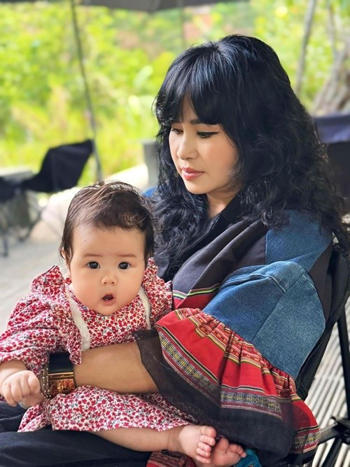 Diva Thanh Lam có một cô cháu gái tên Bao Bao. Cô nhóc là con gái của Thiện Thanh. Ảnh: FB Thanh Lam.