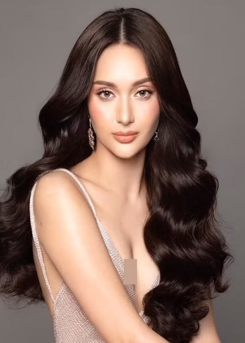 Maria được mẹ ruột ủng hộ tham gia các cuộc thi nhan sắc. Ảnh: FB Maria Ahtisa Manalo.