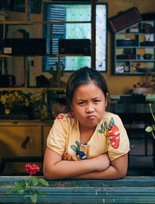 Năm 2021, Ngân Chi gây chú ý khi đóng vai con gái Trấn Thành trong phim điện ảnh Bố già. Ảnh: Vietnamnet.