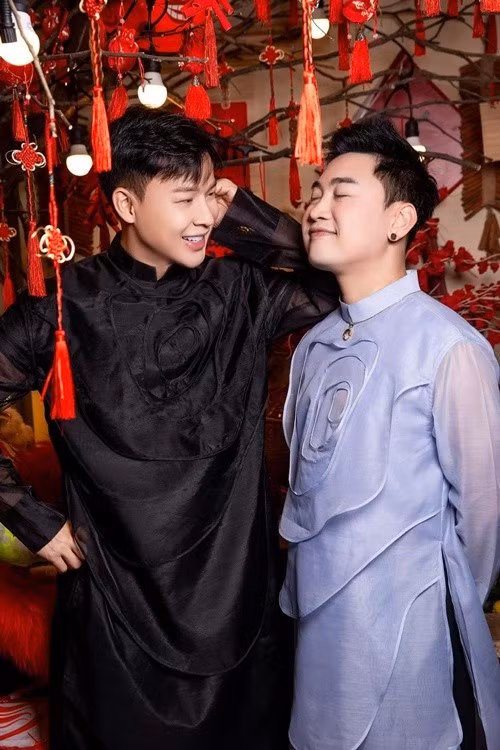 Thanh Tú ngày càng điển trai trong khi Don Nguyễn được nhận xét "lão hoá ngược". Ảnh: FB Thanh Tú.