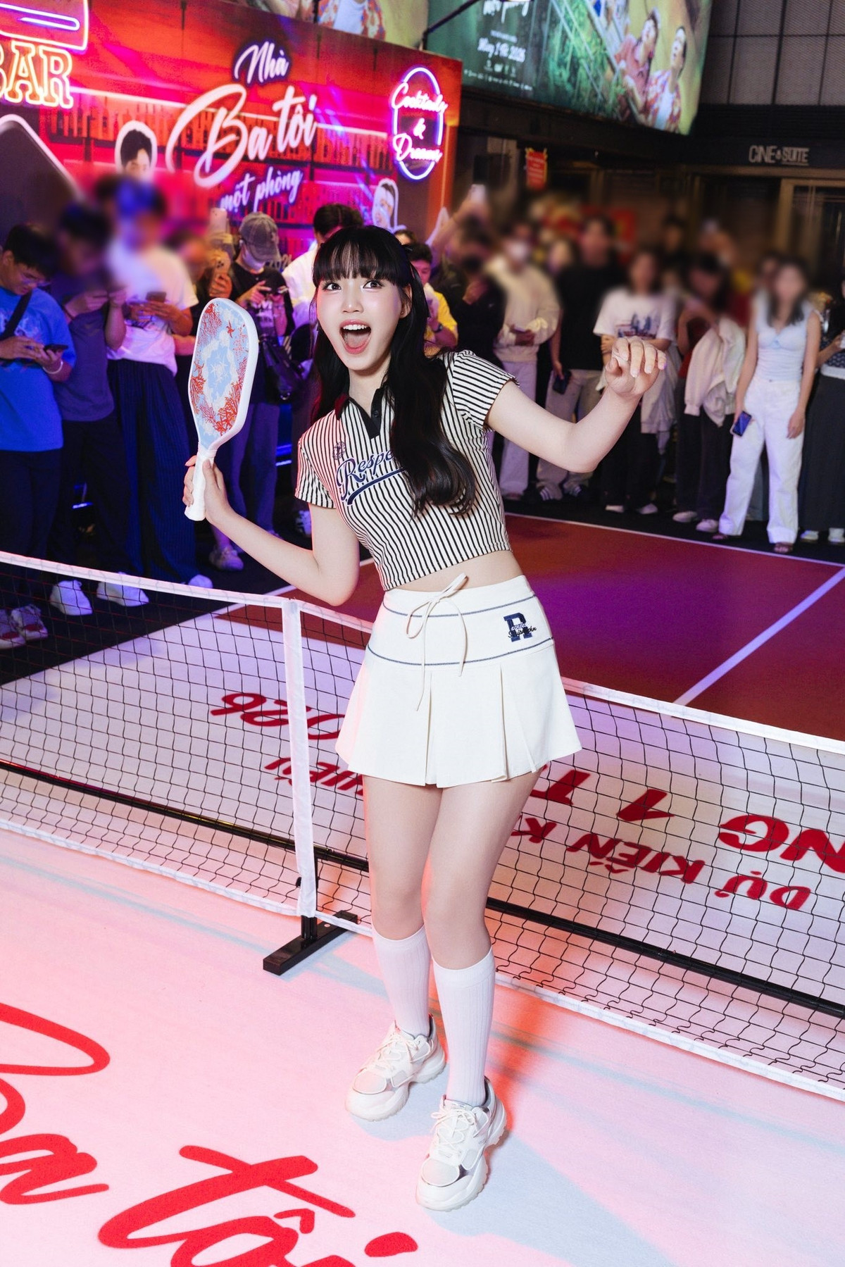 Tại sự kiện, Minh Anh còn diện trang phục pickleball trẻ trung, năng động.