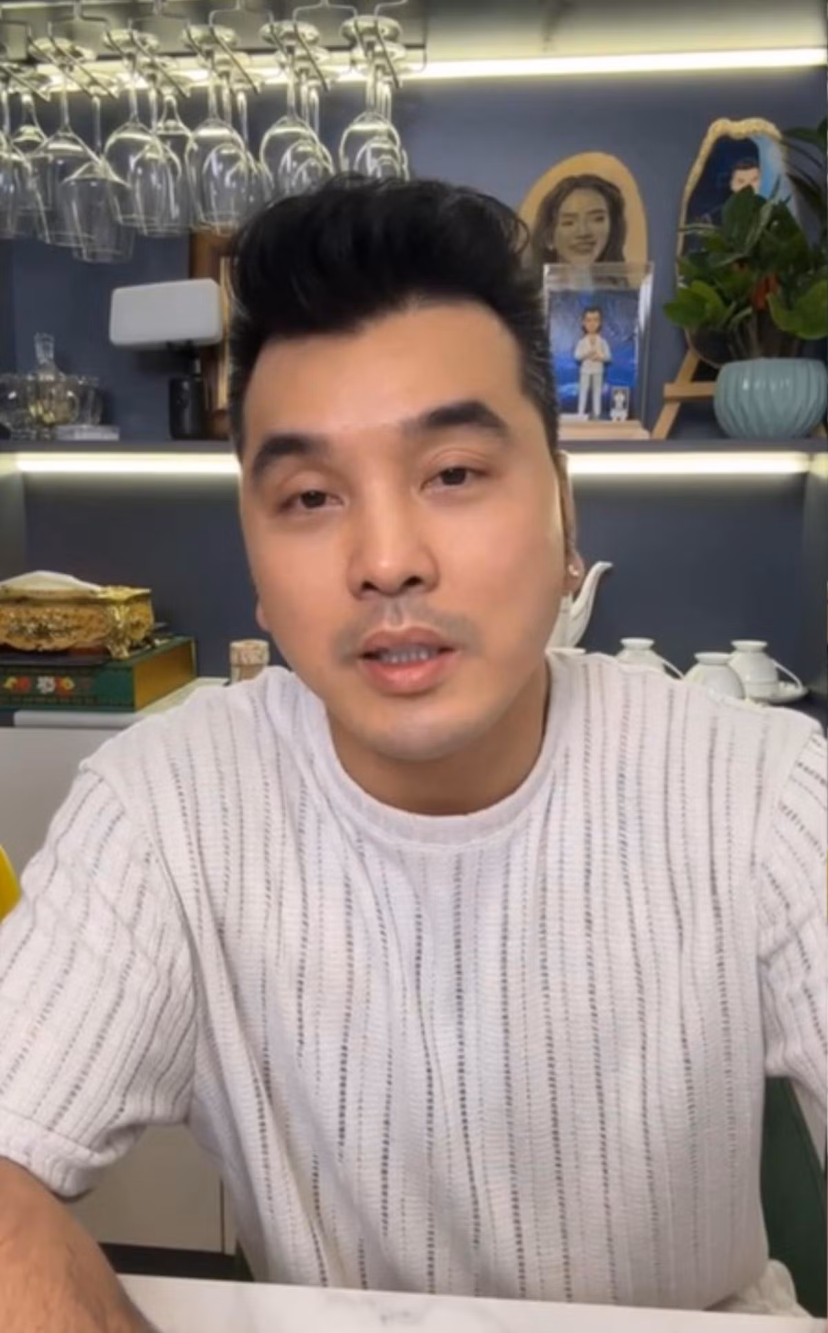 Ưng Hoàng Phúc còn cho biết, anh không kêu gọi quyên góp mà tự bỏ tiền để làm thiện nguyện. Ảnh: Pháp Luật Cuộc Sống.