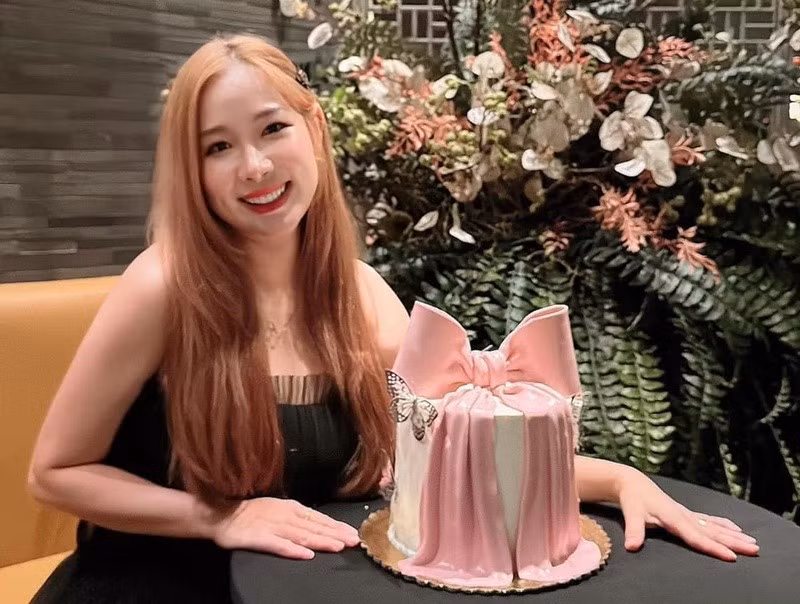 Là mẹ bỉm sữa, Duy Uyên vẫn trẻ trung, gợi cảm. Ảnh: FB Duy Uyên.