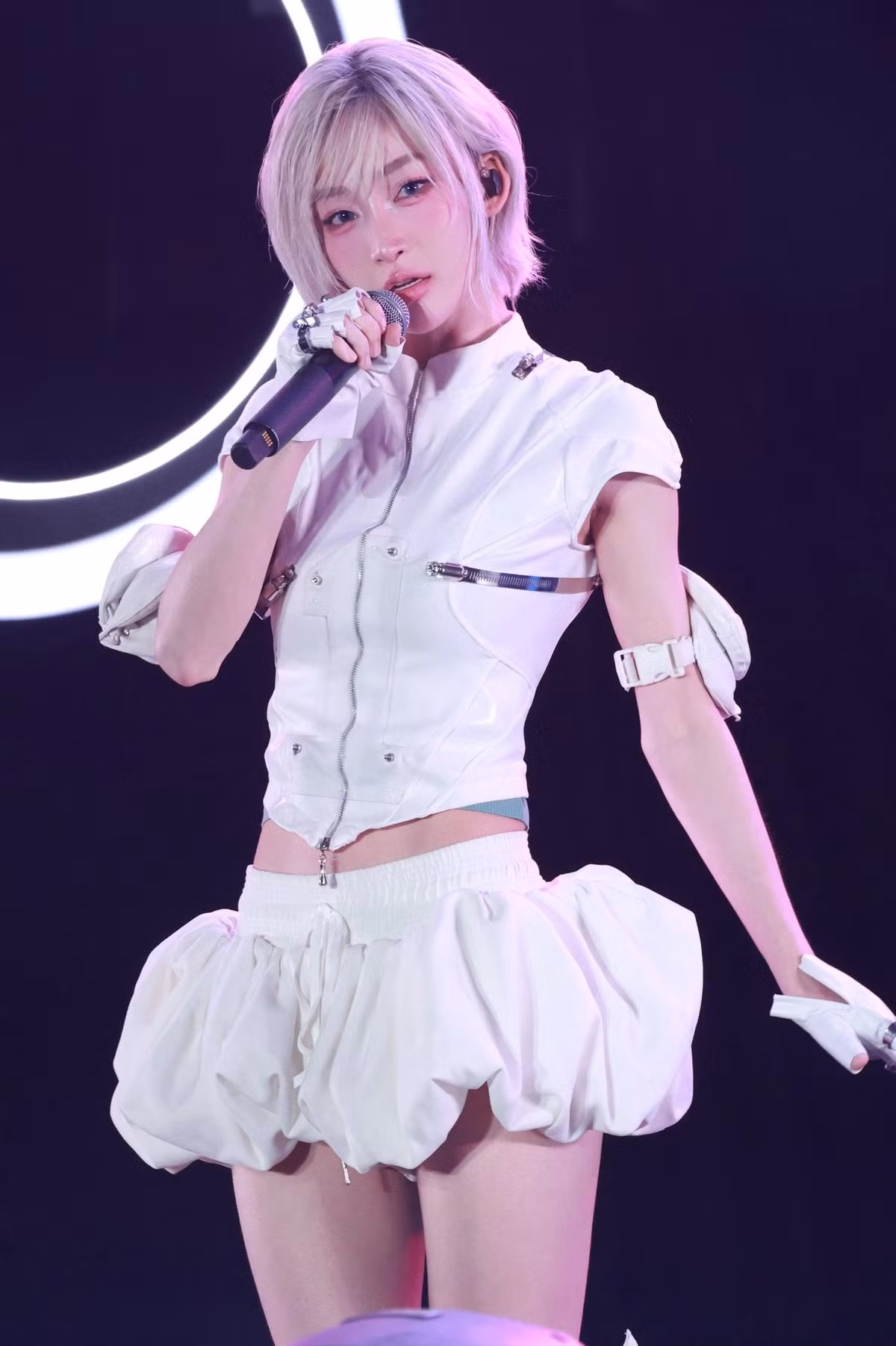 Ca khúc Phải chăng em đã yêu trở thành dấu mốc quan trọng, giúp Juky San khẳng định phong cách âm nhạc riêng và được khán giả biết đến rộng rãi hơn. Ảnh: FB Juky San.