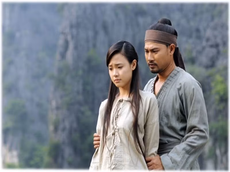 Sau Gọi giấc mơ về, Huỳnh Đông gây chú ý khi 2 lần đoạt giải Cánh diều Vàng ở hạng mục Nam diễn viên xuất sắc với vai diễn trong Vó ngựa trời Nam năm 2011 và Thiên mệnh anh hùng năm 2013. Ảnh: Thể Thao Văn Hóa.