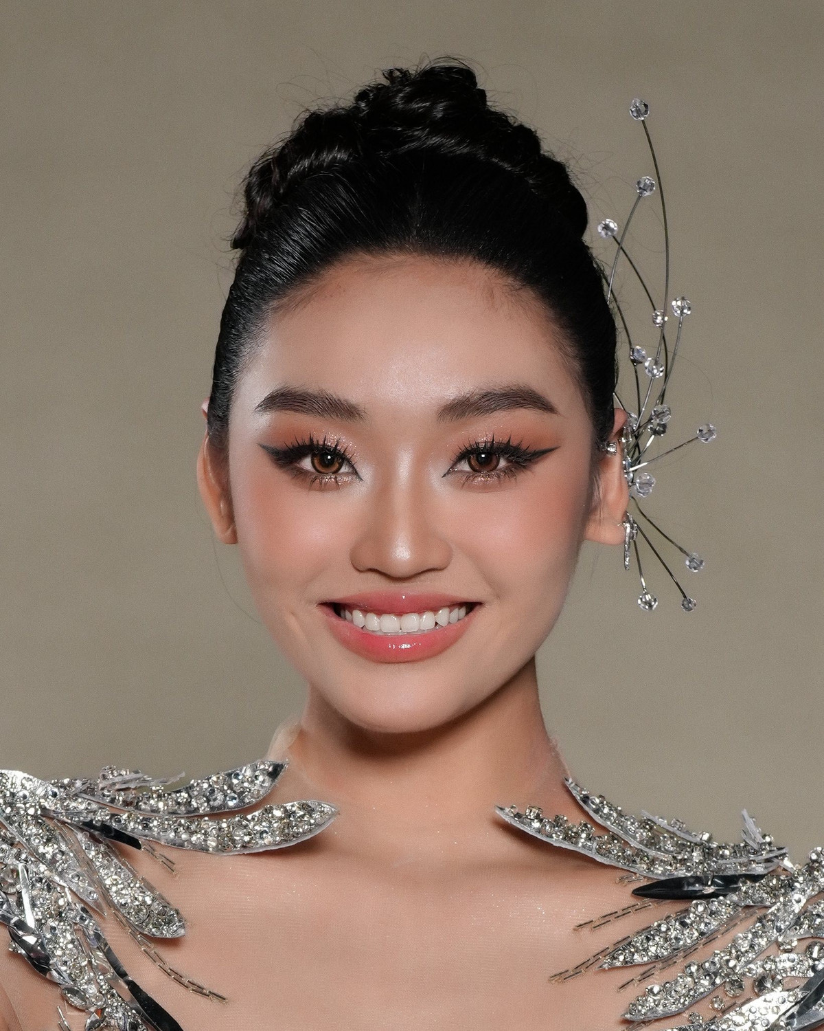 Yến Nhi hiện tại vào top 20 phần thi trình diễn áo tắm. Ảnh: Miss Grand International.