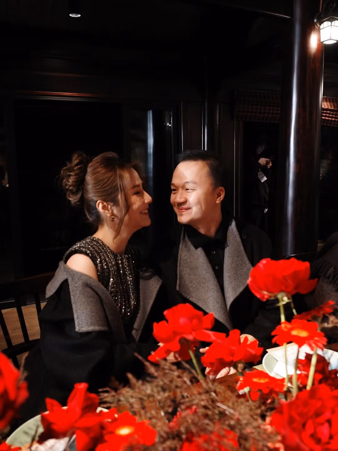 "Nếu có kiếp sau, xin cho em nguyện lại được làm vợ của anh, làm mẹ của con chúng ta", nữ diễn viên bày tỏ.