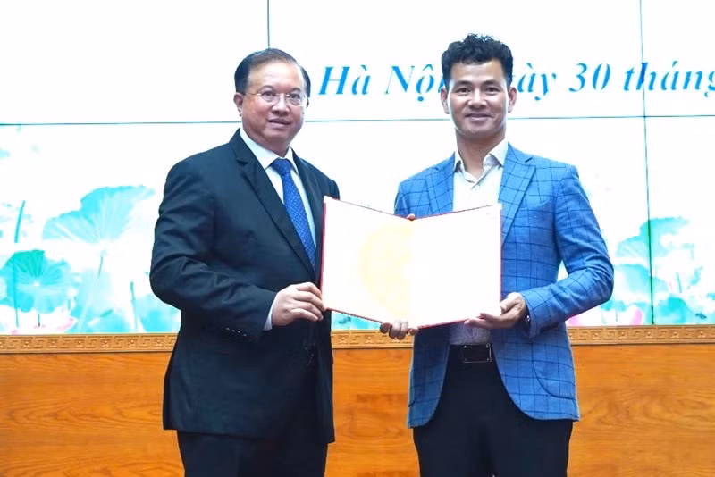 NSND Xuân Bắc được bổ nhiệm làm Cục trưởng Cục Nghệ thuật Biểu diễn vào tháng 10/2024. Ảnh: Tiền Phong.