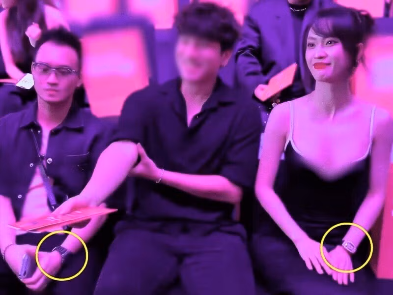 Trước khi công khai là một đôi, Vũ Thúy Quỳnh và Đức Phạm để lộ nhiều bằng chứng hẹn hò như đeo đồng hồ đôi, tỏ ra khá thân thiết trong các buổi tập luyện pickleball. Ảnh: Người Đưa Tin.