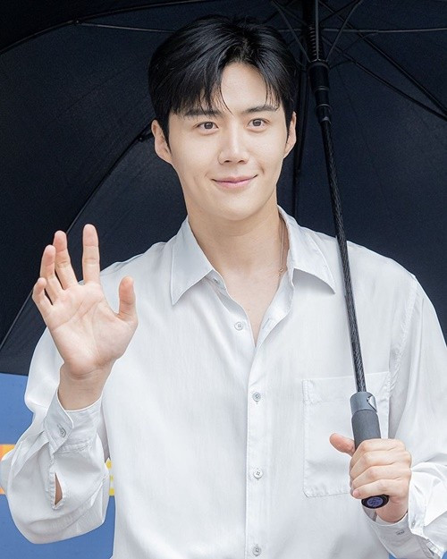 View - Vì sao clip Suzy chạy bộ ở Hồ Tây gây sốt? | Báo Tri thức và Cuộc sống - TIN TỨC PHỔ BIẾN KIẾN THỨC 24H