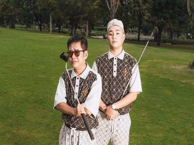 Vợ chồng Tấn Beo có 3 người con trai. Trong việc dạy dỗ và nuôi dạy con, nam diễn viên không bao giờ dùng đòn roi. Ảnh: Người Lao Động.