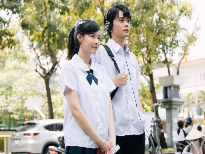 Ngoài đời, Lê Hoàng Long 24 tuổi còn Midu bước sang tuổi 36. Ảnh: FB Lê Hoàng Long.