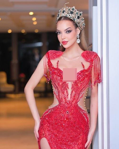 Trên trang cá nhân, Flavia Lopez chia sẻ: "Tôi bước đi với sức mạnh của một người tin rằng bỏ cuộc không bao giờ là một lựa chọn".