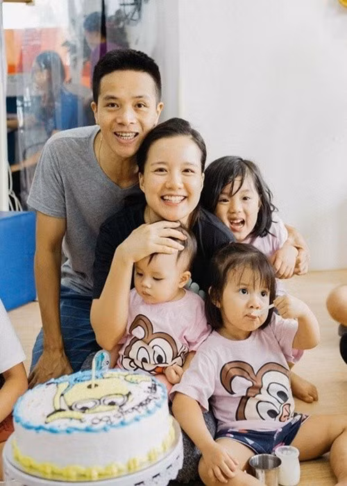 Minh Trang đã rời VTV để chăm lo gia đình, tập trung kinh doanh. Nữ MC có 4 con “đủ nếp, đủ tẻ”, bao gồm 3 con gái Daisy, Bánh Mì, Bơ và 1 cậu con trai Ruốc. Ảnh: Thời Đại Plus.