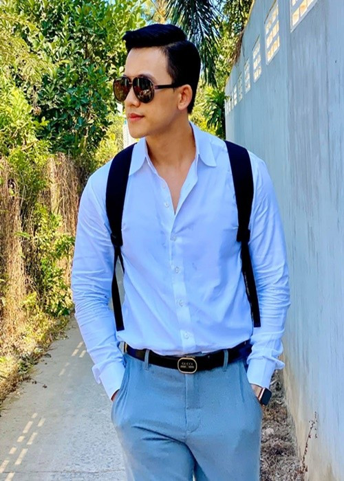 Theo VOV, Mai Tài Phến tốt nghiệp loại giỏi của trường Đại học Sân khấu Điện ảnh TP HCM. Ảnh: FB Mai Tài Phến.