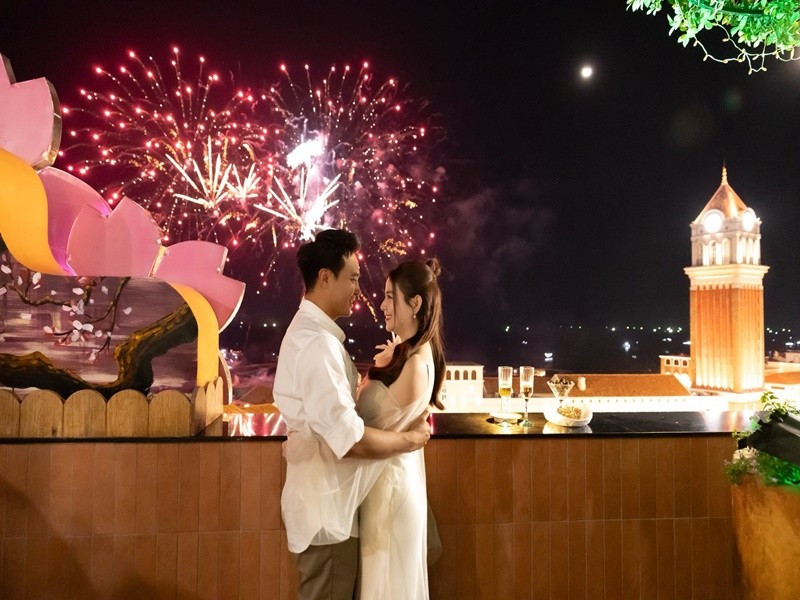 12 năm bên nhau, tình cảm giữa Thanh Duy và Kha Ly vẫn ngọt ngào. Ảnh: FB Kha Ly.