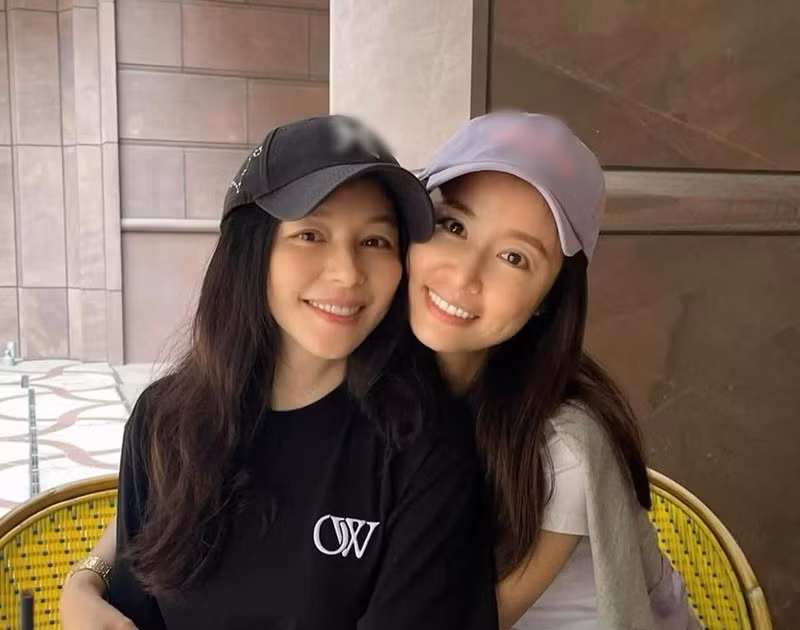 Thi thoảng, Lâm Tâm Như gặp gỡ bạn bè thân thiết trong giới showbiz. Ảnh: Instagram Lâm Tâm Như.