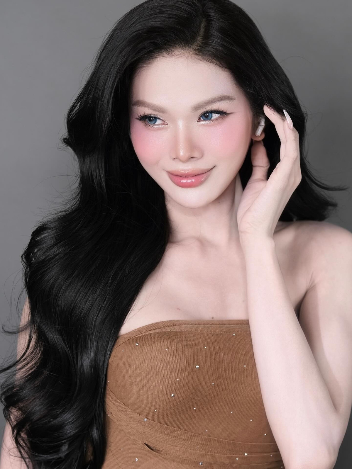 View - Nhan sắc của Hà Tâm Như sau đăng quang Miss International Vietnam 2025 | Báo Tri thức và Cuộc sống - TIN TỨC PHỔ BIẾN KIẾN THỨC 24H