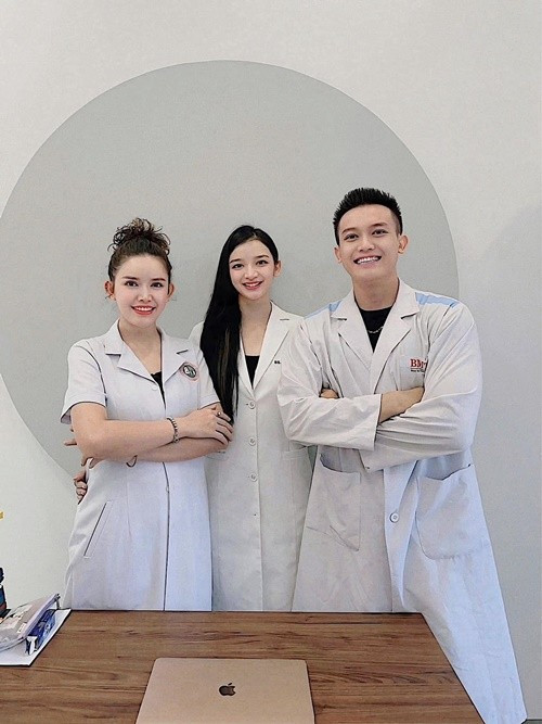 Thùy Trang, Ta Bi và Y Quyên luôn ủng hộ nhau trong công việc lẫn cuộc sống. Ảnh: FB Đinh Ta Bi.