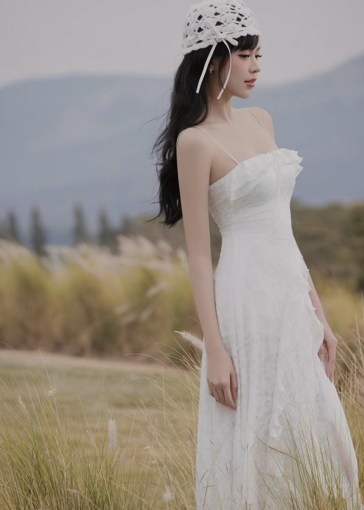 Cách đây ít ngày, nàng hậu vinh dự là 1 trong 8 gương mặt trẻ được nhận giải thưởng Gương mặt trẻ Việt Nam triển vọng năm 2024. Ảnh: FB Thanh Thủy.