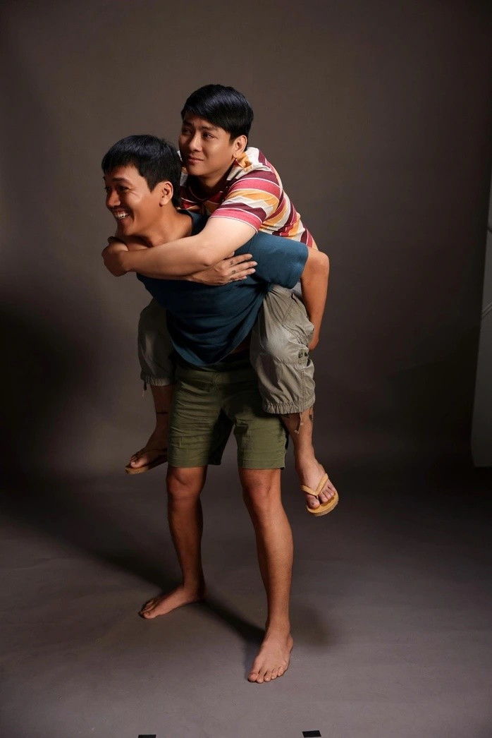 Dự án mới nhất của Hoài Lâm là bộ phim Thiên đường đường máu. Nam ca sĩ, anh đóng một vai rất khó, phải cố gắng hết sức mình để có thể hoàn thiện một cách tốt nhất. Ảnh: Người Lao Động.