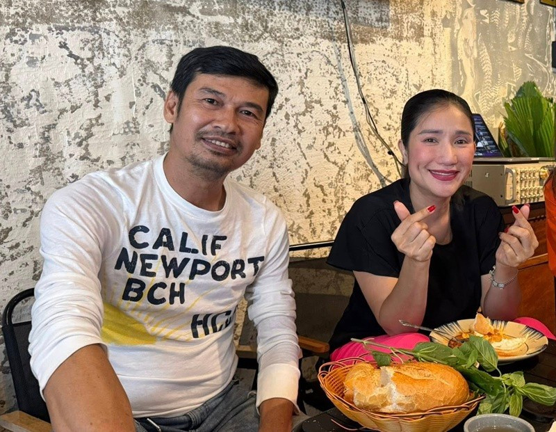 Người đồng nghiệp, tri kỷ của Cát Tường là diễn viên Tiết Cương. Ảnh: FB Cát Tường.