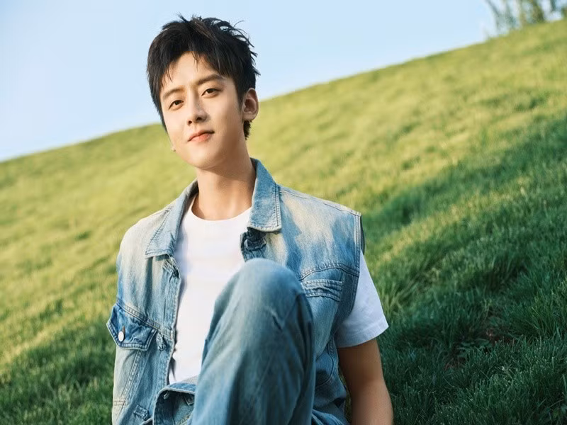 Ngày còn học cấp 3, Vương Hoằng Hạo từng muốn trở thành vận động viên chạy bộ. Ảnh: Weibo Vương Hoằng Hạo.