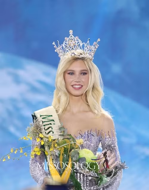 Theo tờ Philstar Life, trước chung kết Miss Earth 2025, Natalie được đánh giá cao nhờ phong độ ổn định. Cô dẫn đầu phần thi Tài năng ở cuộc thi. Ảnh: Missosology.