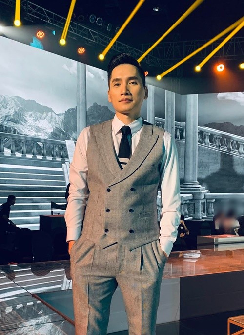 Tháng 3/2025, nam MC chính thức nhận nhiệm vụ Phó Giám đốc VTV Digital. Ảnh: FB Quốc Khánh.