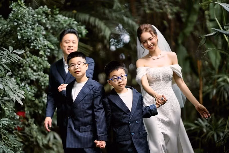 “Cảm ơn vì đã tin yêu và dành trọn trái tim, tâm hồn cho em”, nữ diễn viên nhắn nhủ bạn đời.