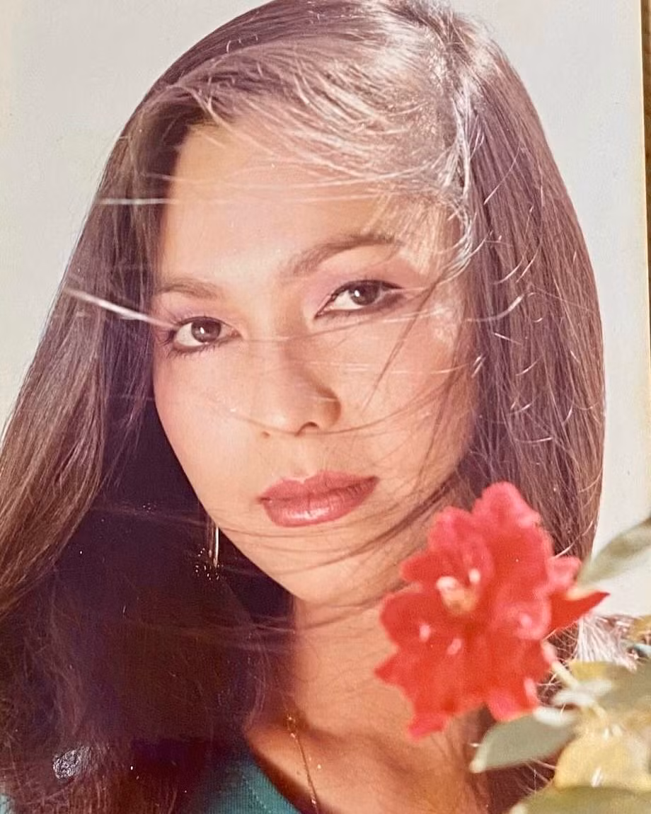 Catherine Thùy My - con gái Diễm My từng chia sẻ loạt ảnh cũ gây chú ý của nữ diễn viên. Ảnh: Instagram Catherine Thùy My.