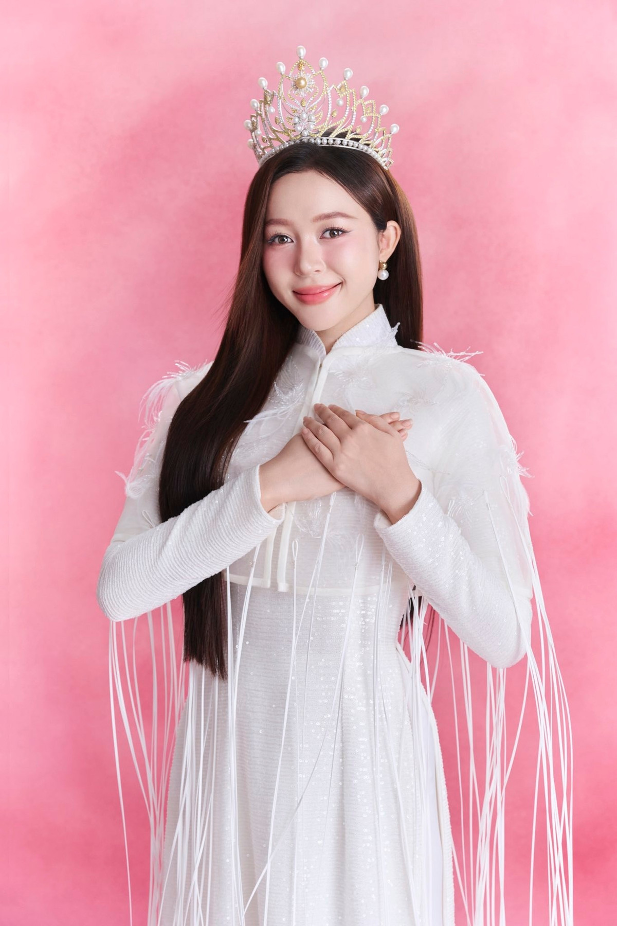 Nhiều người đặt kỳ vọng Kiều Duy đoạt vương miện Hoa hậu Quốc tế giống Thanh Thủy. Ảnh: FB Kiều Duy.