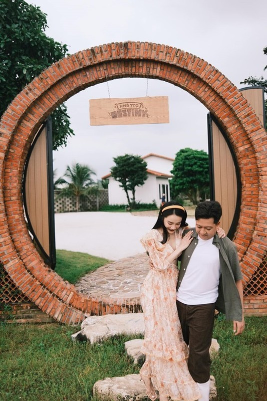 Nữ diễn viên phim Tuổi thanh xuân và chồng còn có một căn nhà vườn ở Đồng Nai, một villa 110 m2 ở Đà Lạt. Ảnh: FB Nhã Phương.