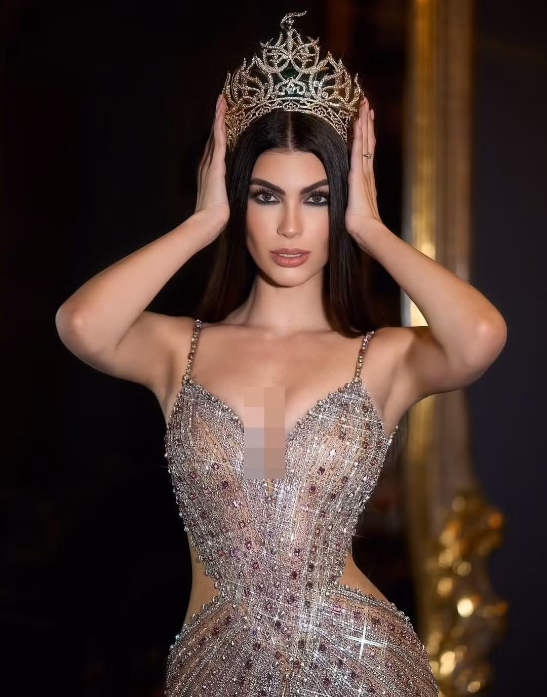 Kaliana Diniz - Hoa hậu Hoà bình Brazil 2025 là một doanh nhân kiêm người mẫu 25 tuổi. Hiện tại, cô khiến nhiều thí sinh Hoa hậu Hoà bình Quốc tế 2025 phải ‘dè chừng’. Ảnh: Miss Grand International.